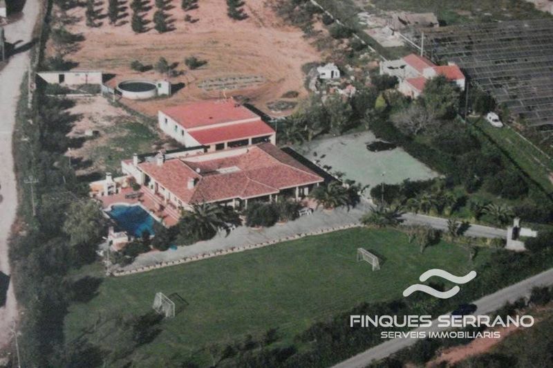 Chalet Independiente en venta Santa Oliva, Tarragona. Ref: 2252. Finques Serrano