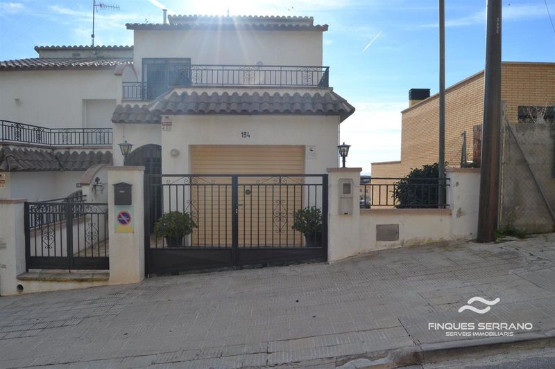 Adosado en venta Segur De Calafell, Tarragona. Ref: 2305. Finques Serrano