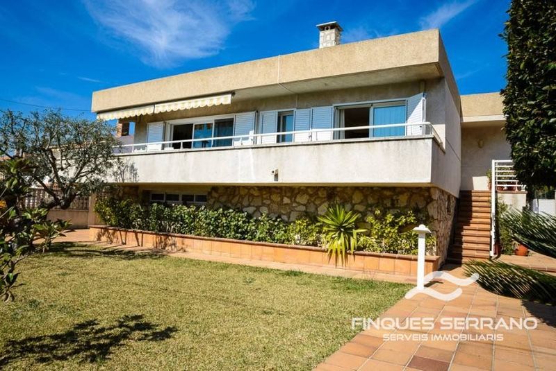 Chalet Independiente en venta Calafell, Tarragona. Ref: 2530. Finques Serrano