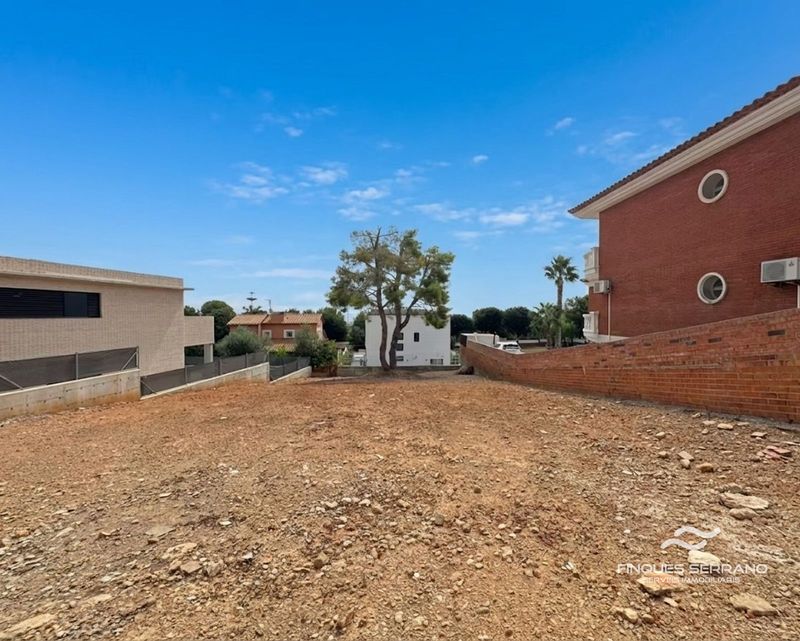 Parcela urbana en venta Calafell, Tarragona. Ref: 2684. Finques Serrano
