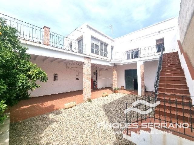 Fristående Villa till salu Salomo, Tarragona. Ref: 2860. Finques Serrano