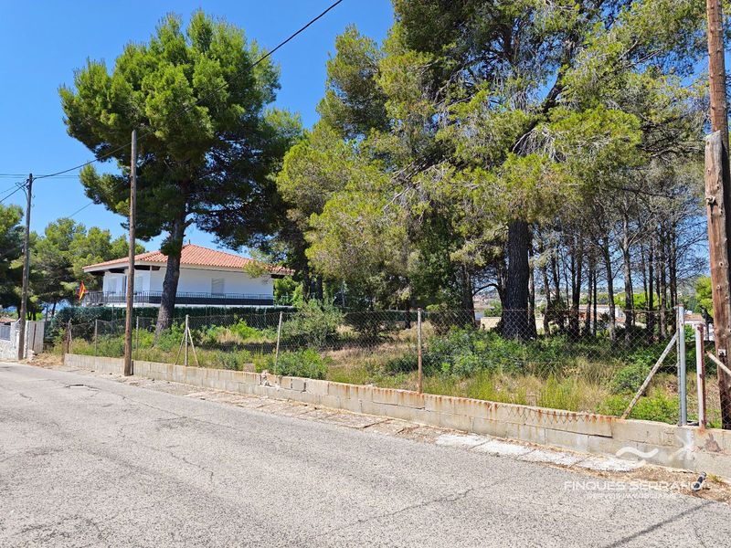 Parcela urbana en venta Cunit, Tarragona. Ref: 2861. Finques Serrano