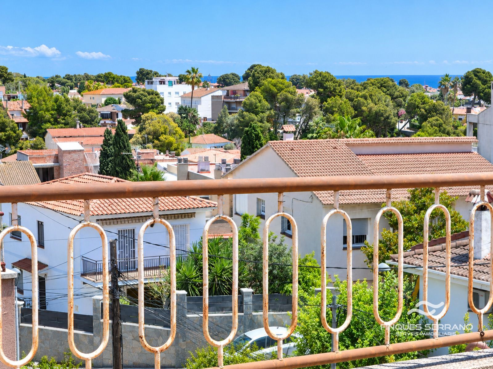 Ático dúplex con grandes terrazas y vistas al mar en Segur de Calafell - Foto 2
