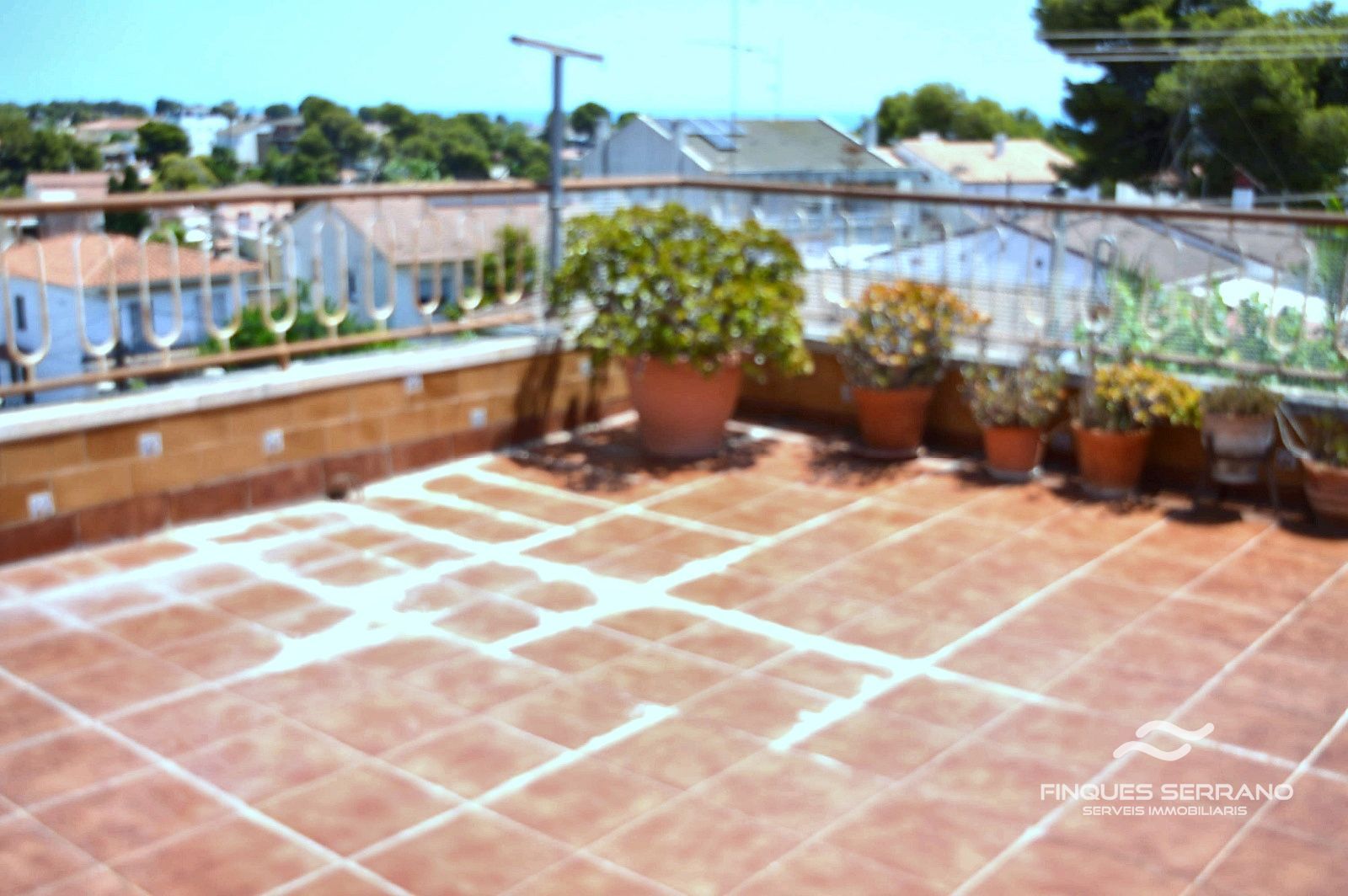 Ático dúplex con grandes terrazas y vistas al mar en Segur de Calafell - Foto 14