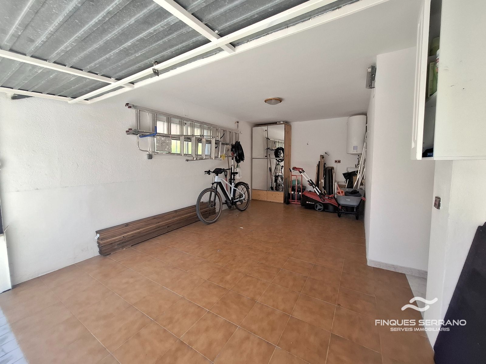 Chalet independiente a 100 metros del mar en Cunit - Foto 16