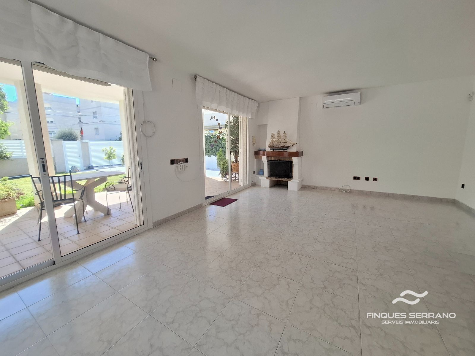 Chalet independiente a 100 metros del mar en Cunit - Foto 18
