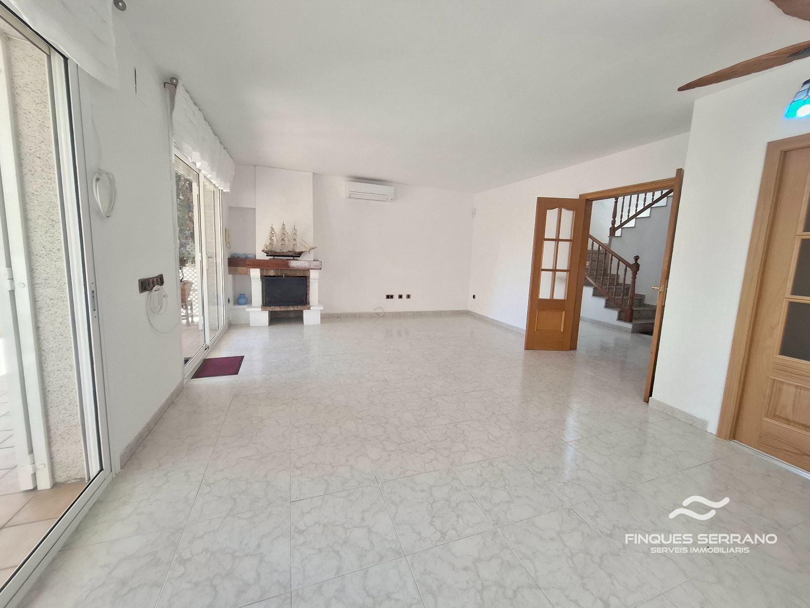 Chalet independiente a 100 metros del mar en Cunit - Foto 19