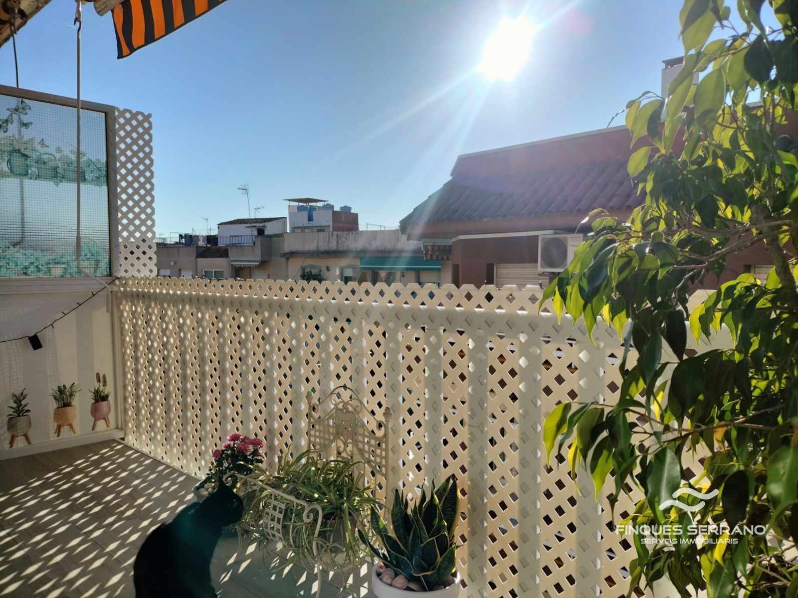 Ático reformado con terraza y 3 habitaciones en Cunit-Poble - Foto 5