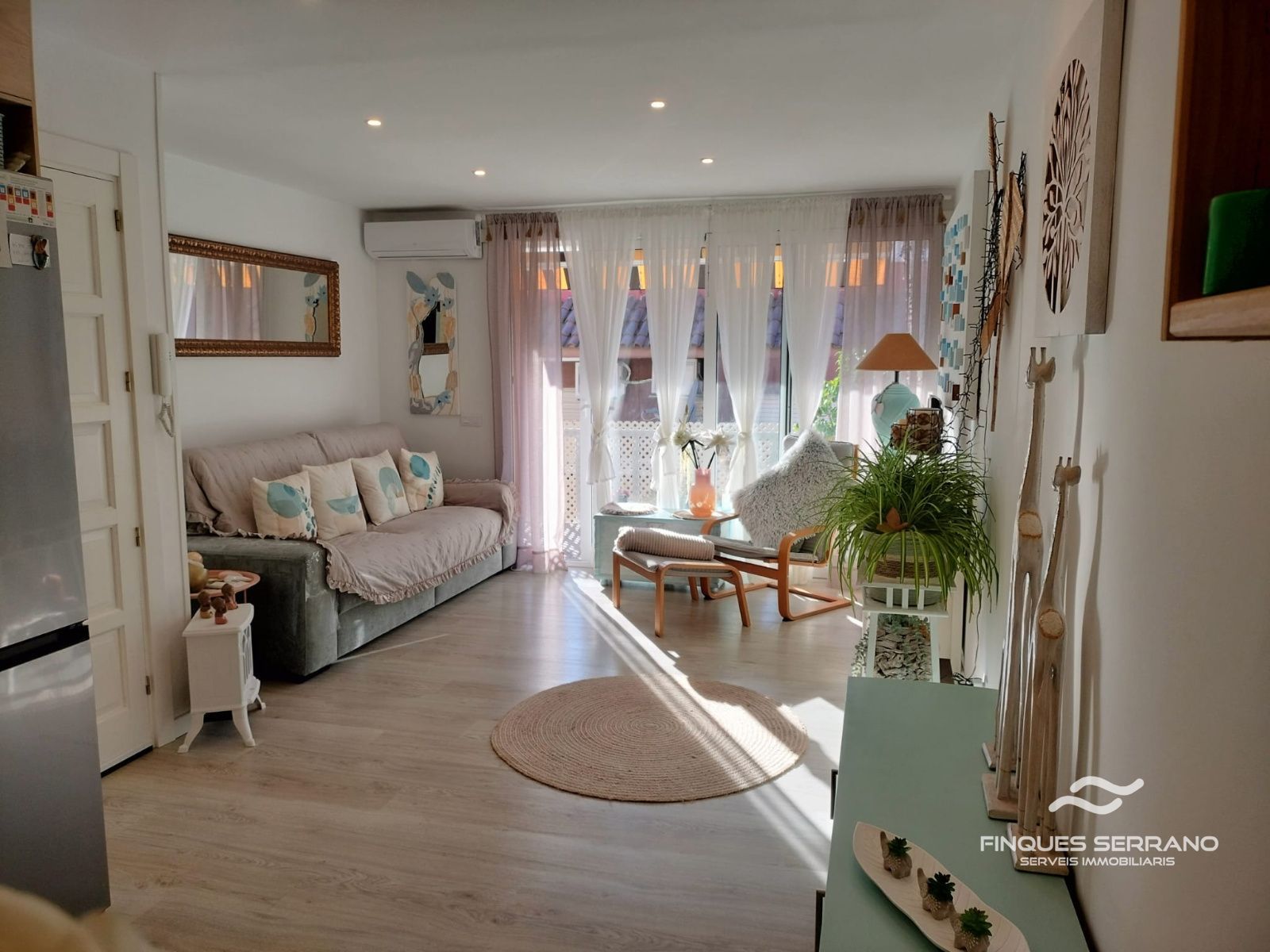 Ático reformado con terraza y 3 habitaciones en Cunit-Poble - Foto 1