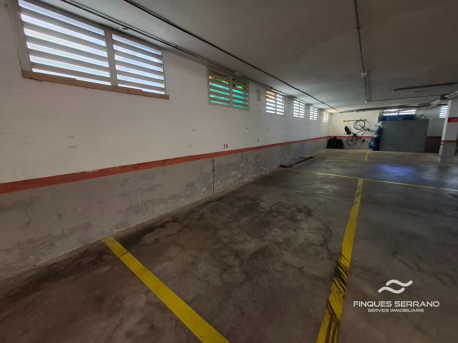 Piso luminoso con terraza al sur y parking a 400 metros de la playa en Cunit - Foto 42