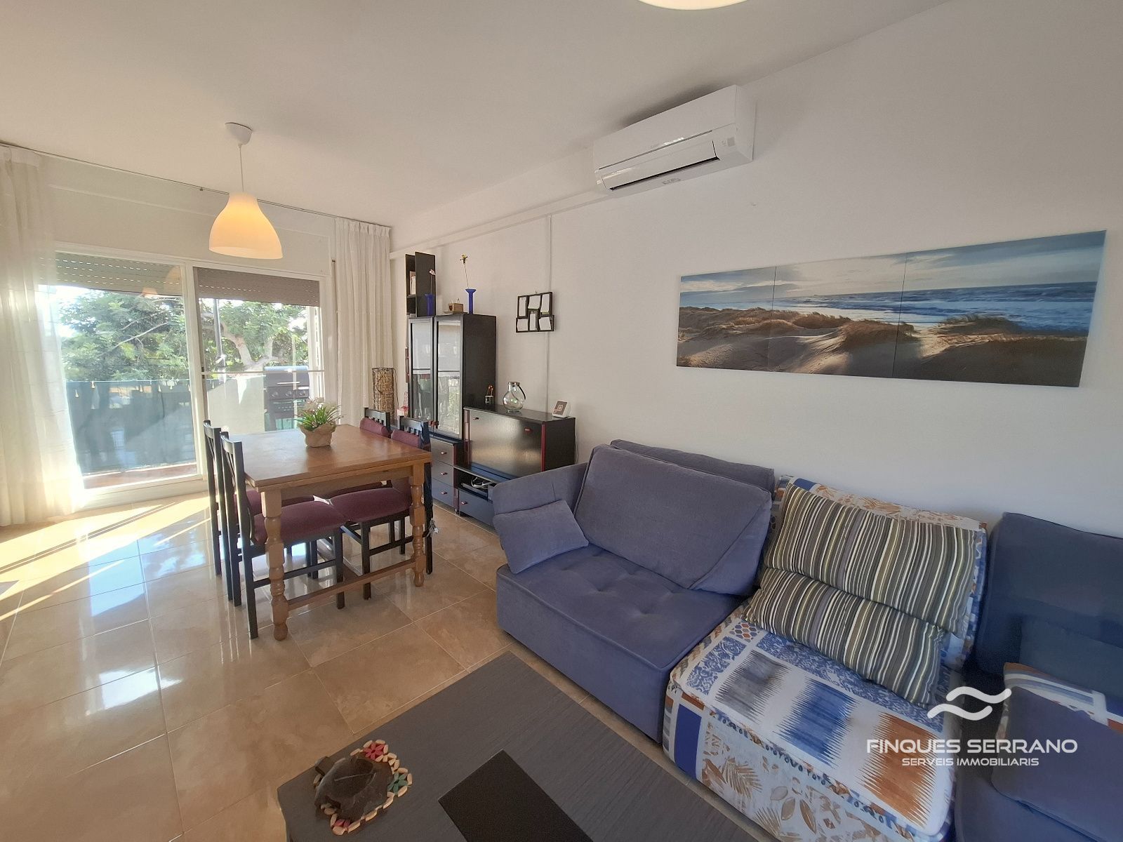 Chalet independiente con gran jardín, garaje y cocina de verano en Can Torrents, Cunit - Foto 2