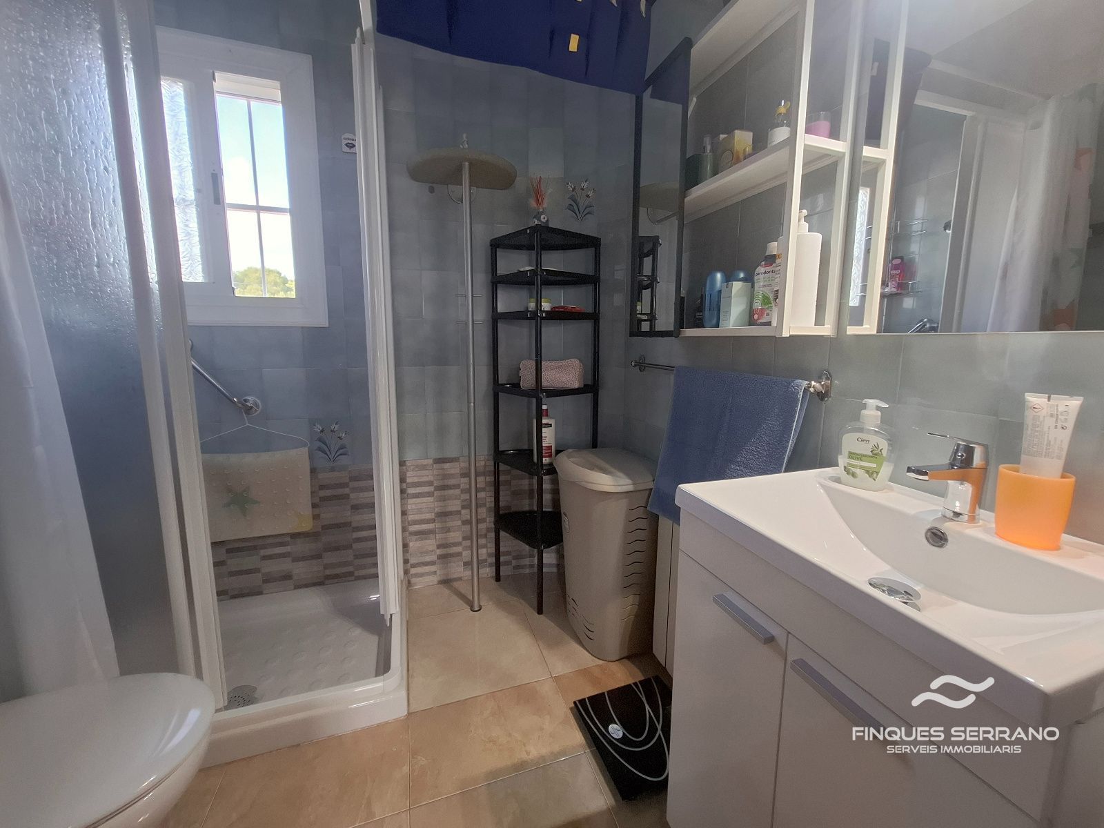 Chalet independiente con gran jardín, garaje y cocina de verano en Can Torrents, Cunit - Foto 26