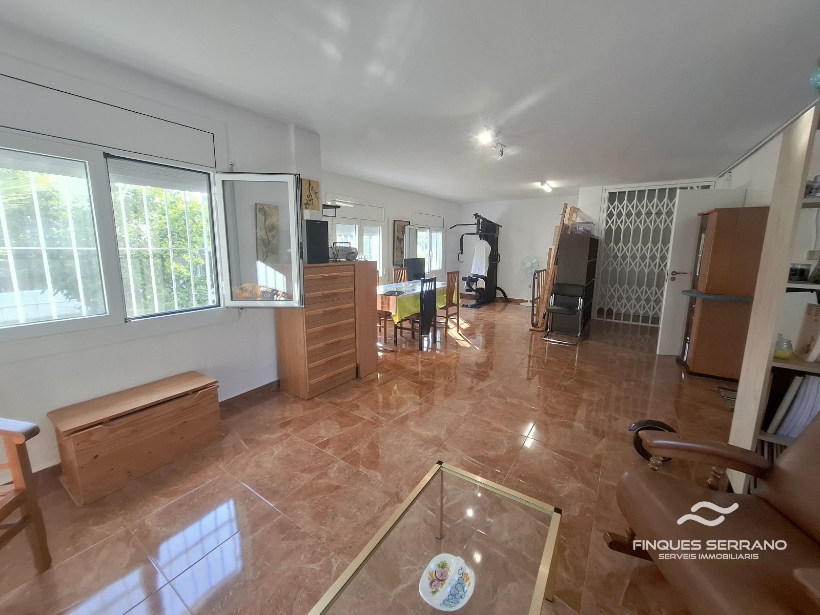 Chalet independiente con gran jardín, garaje y cocina de verano en Can Torrents, Cunit - Foto 35