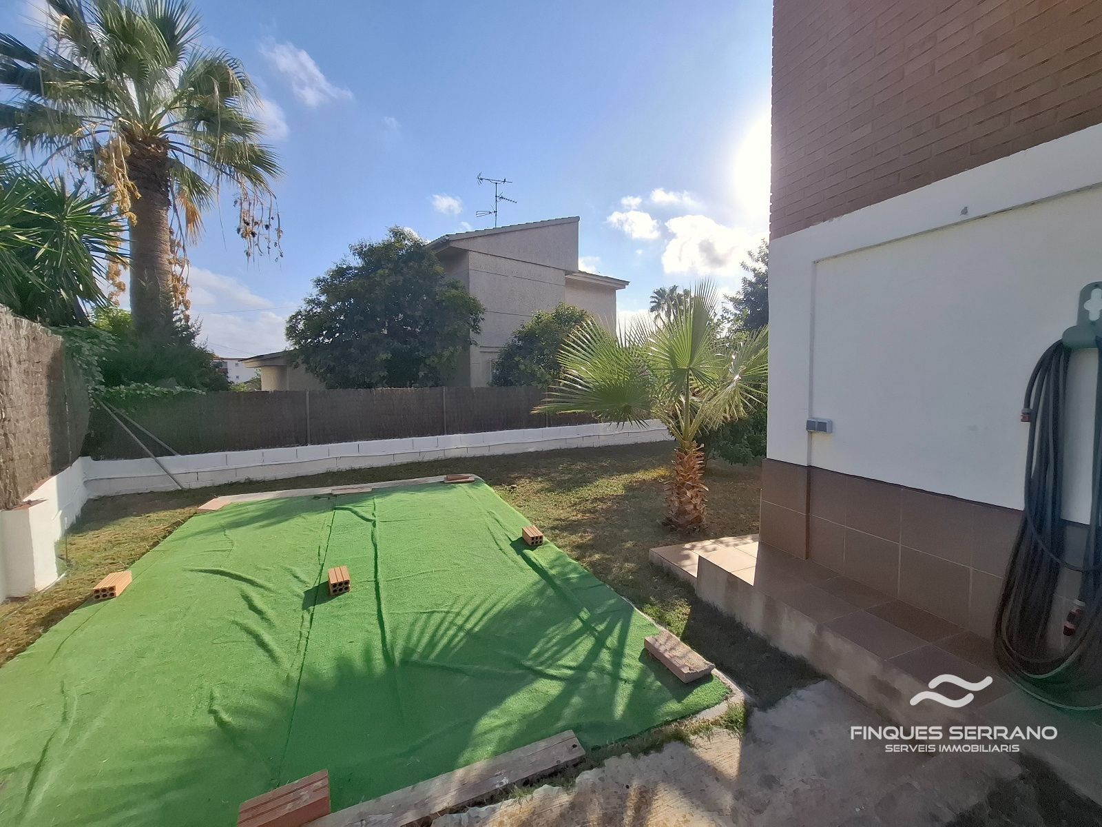Chalet independiente con gran jardín, garaje y cocina de verano en Can Torrents, Cunit - Foto 53