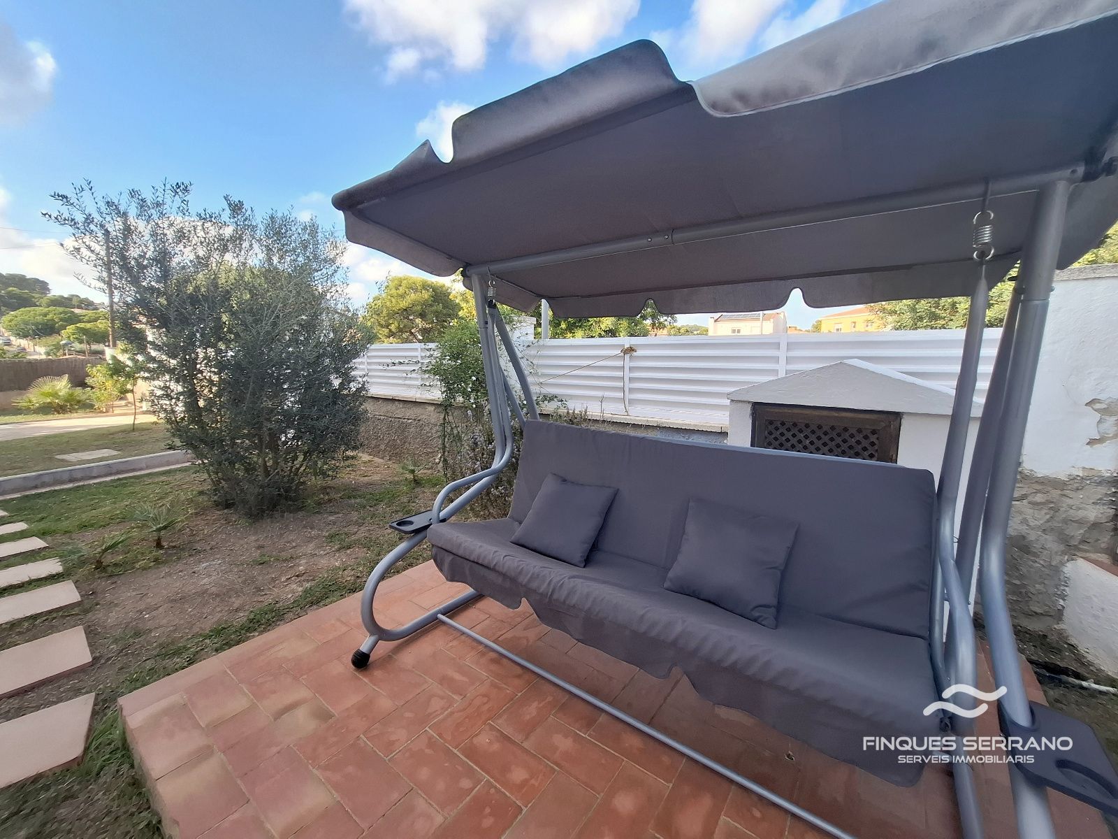 Chalet independiente con gran jardín, garaje y cocina de verano en Can Torrents, Cunit - Foto 54