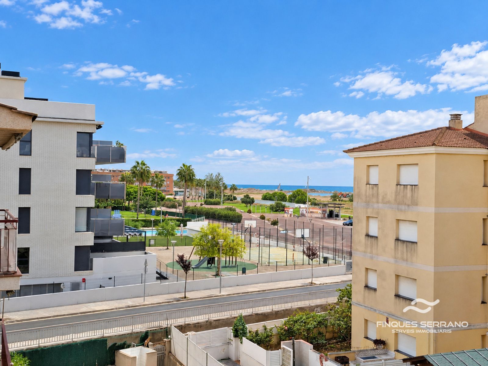 Ático reformado con terraza y parking a 100 metros de la playa en Cunit Diagonal - Foto 7