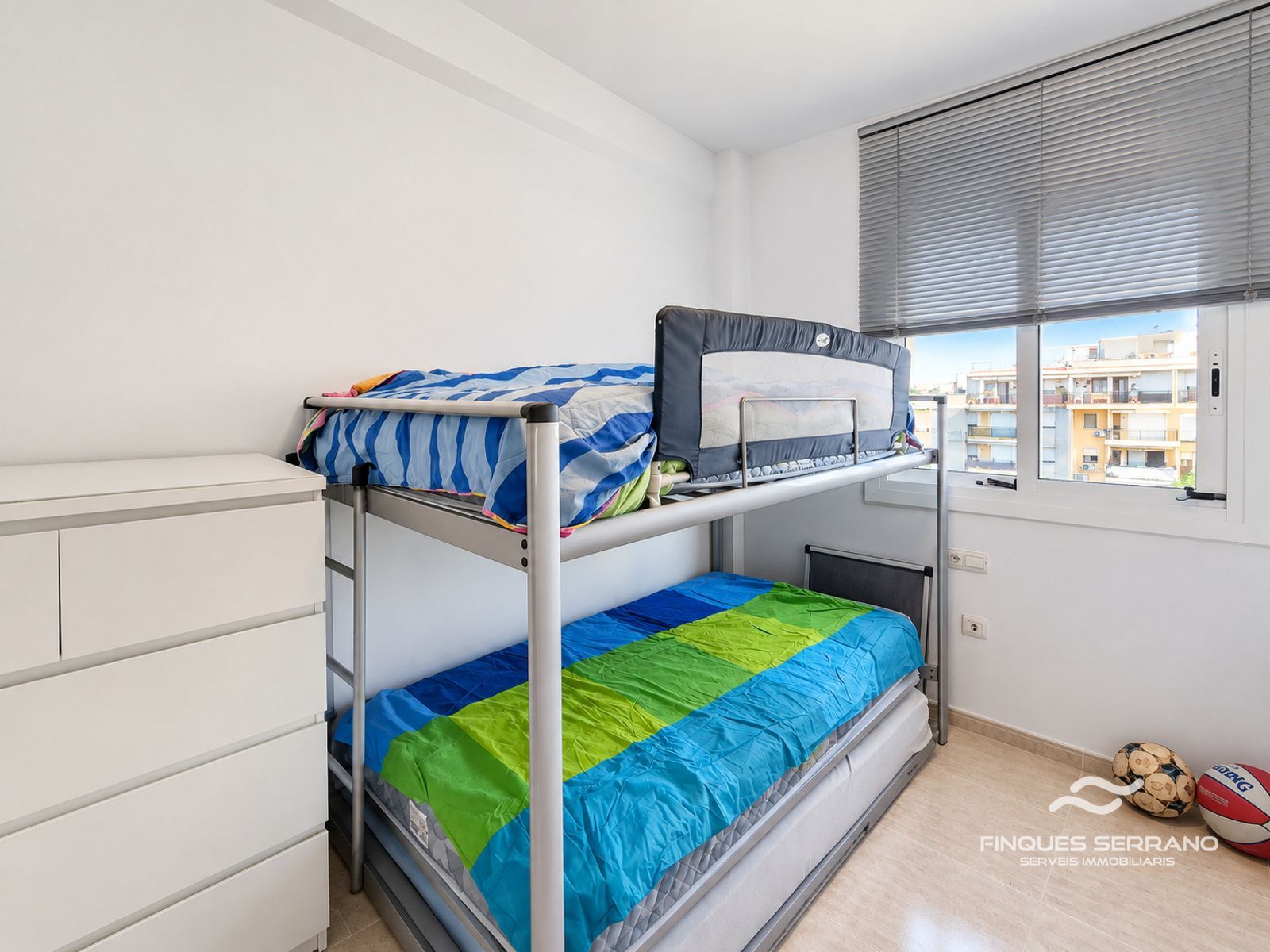 A UN PASO DEL MAR, UN MUNDO DE POSIBILIDADES: ÁTICO CON GRAN SOLÁRIUM PRIVADO EN CUNIT - Foto 24
