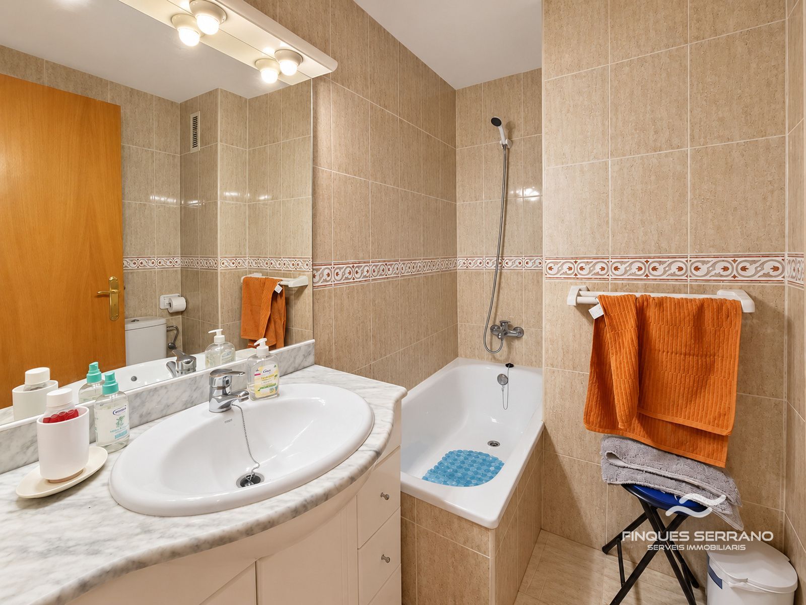 A UN PASO DEL MAR, UN MUNDO DE POSIBILIDADES: ÁTICO CON GRAN SOLÁRIUM PRIVADO EN CUNIT - Foto 23