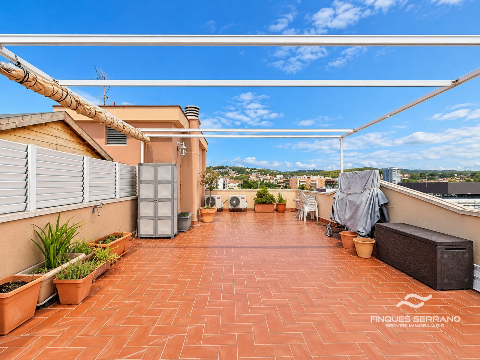 A UN PASO DEL MAR, UN MUNDO DE POSIBILIDADES: ÁTICO CON GRAN SOLÁRIUM PRIVADO EN CUNIT - Foto 4