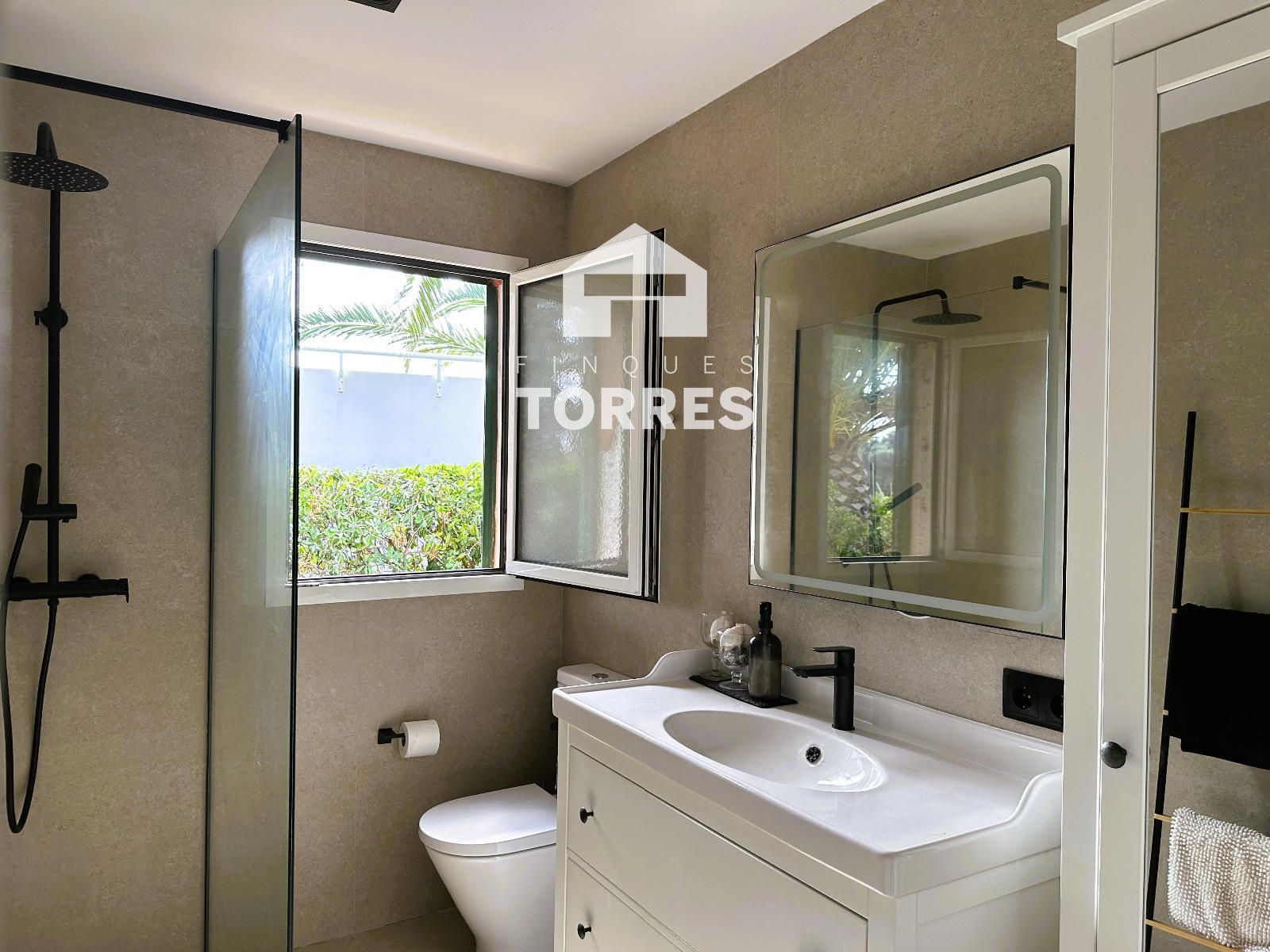 Detached Villa for sale in Ciutadella de Menorca, Baleares (Cala en Bosch) - Foto 11