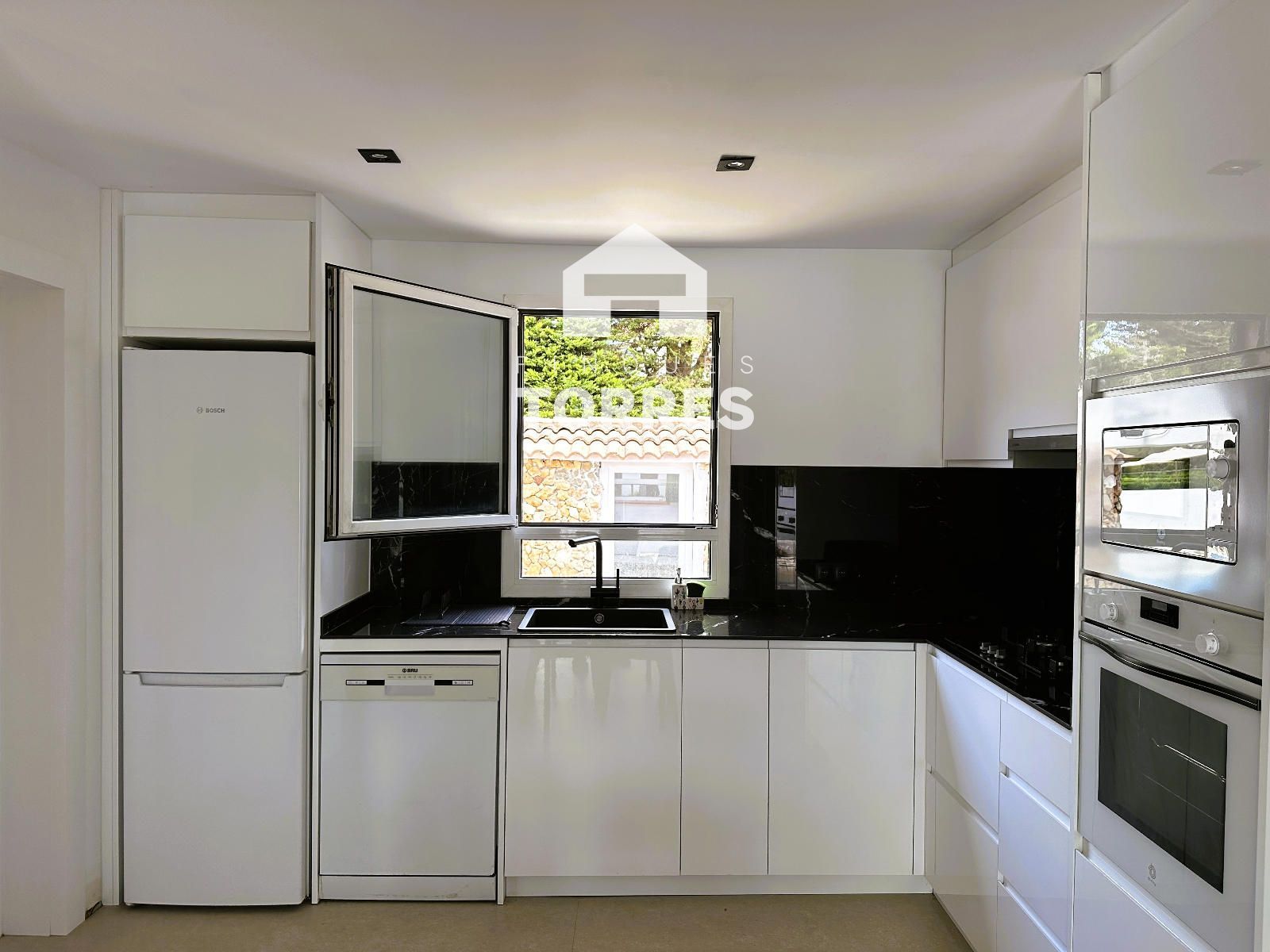 Detached Villa for sale in Ciutadella de Menorca, Baleares (Cala en Bosch) - Foto 7