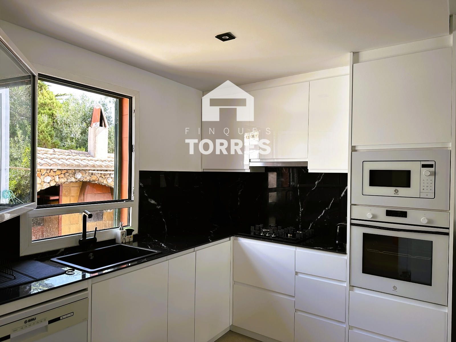 Detached Villa for sale in Ciutadella de Menorca, Baleares (Cala en Bosch) - Foto 6