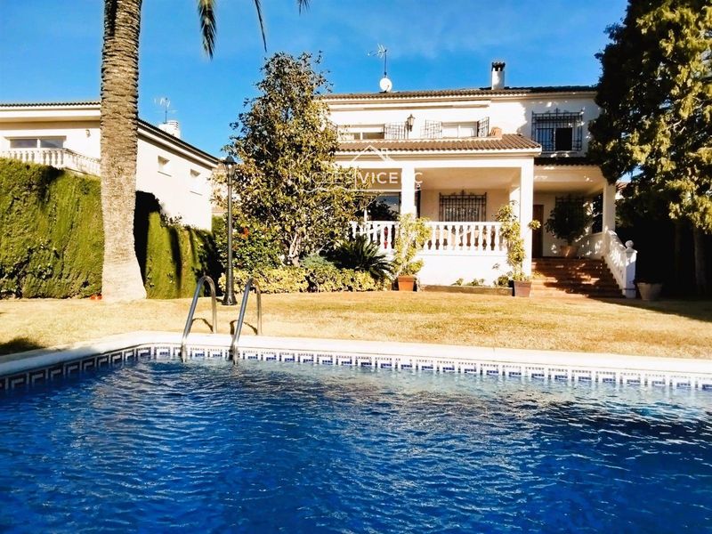 Maison de Ville en vente El Vendrell, Tarragona. Ref: 2322. Finques Vicenç