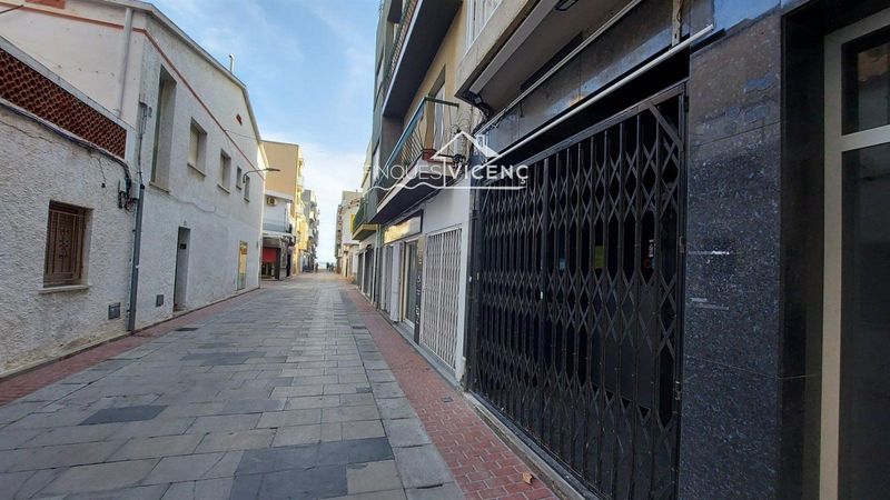 Locaux en vente Calafell, Tarragona. Ref: 2665. Finques Vicenç