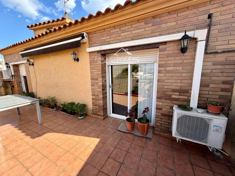 Attique en vente Castellet I La Gornal, Barcelona. Ref: 2720. Finques Vicenç
