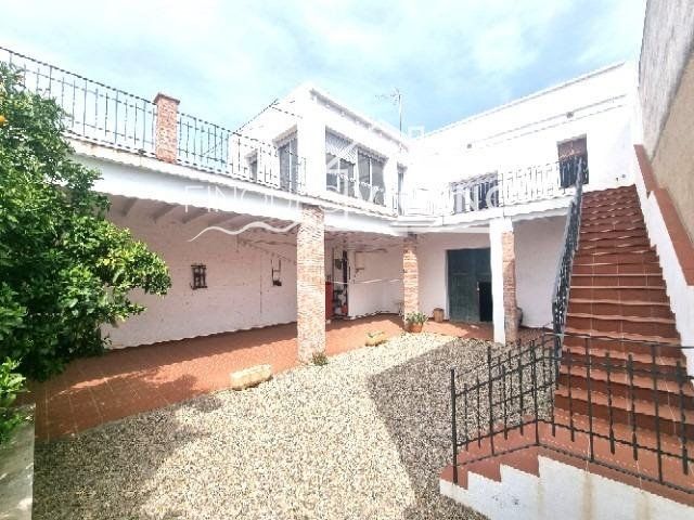 Chalet Independiente en venta Salomo, Tarragona. Ref: 2839. Finques Vicenç
