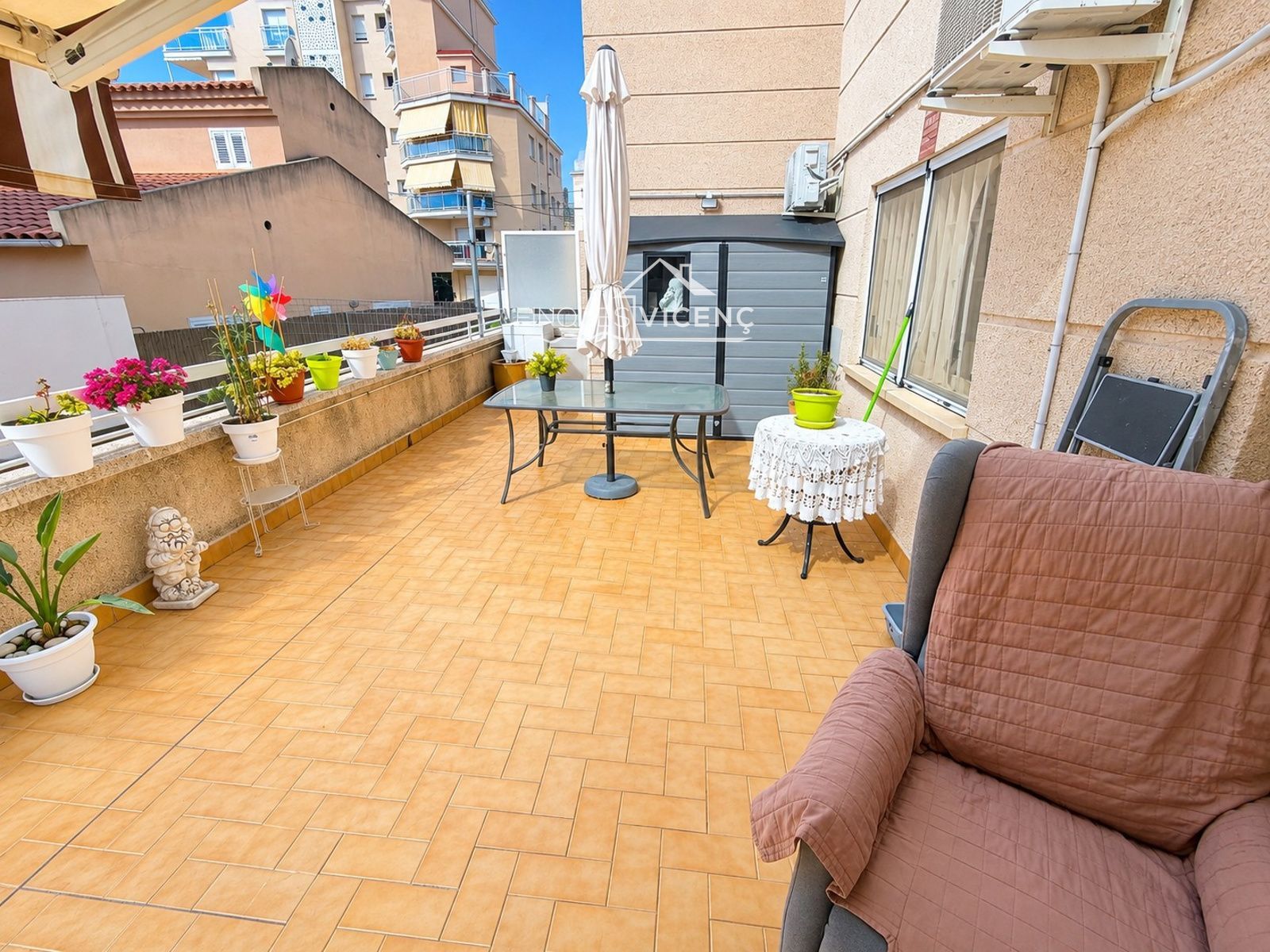 Planta baja con gran terraza, parking y trastero a pocos metros de la playa - Foto 5