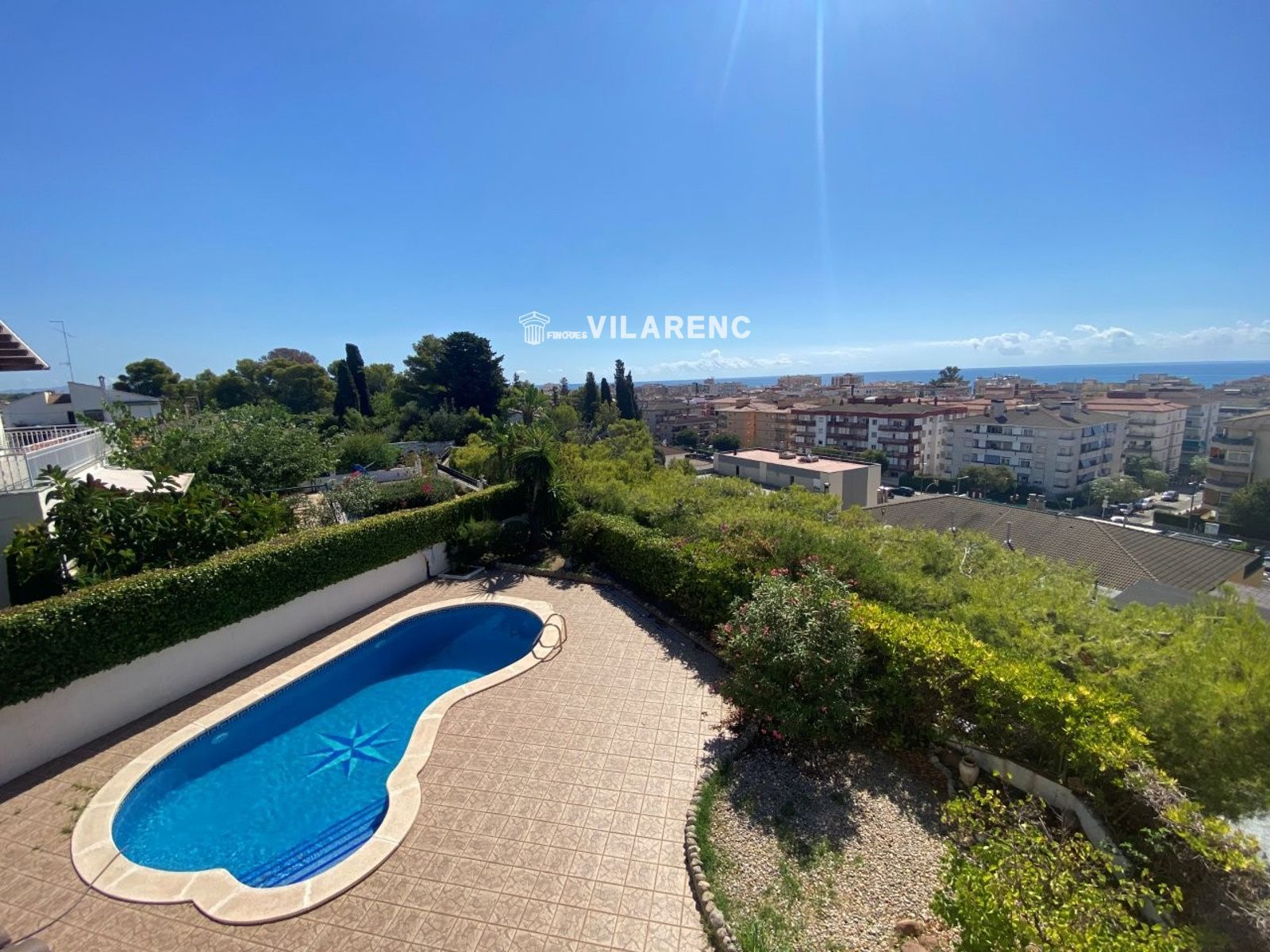 VENTA DE CHALET INDEPENDIENTE DE 4 DORMITORIOS / 3 BAÑOS Y PISCINA PROPIA - Foto 40