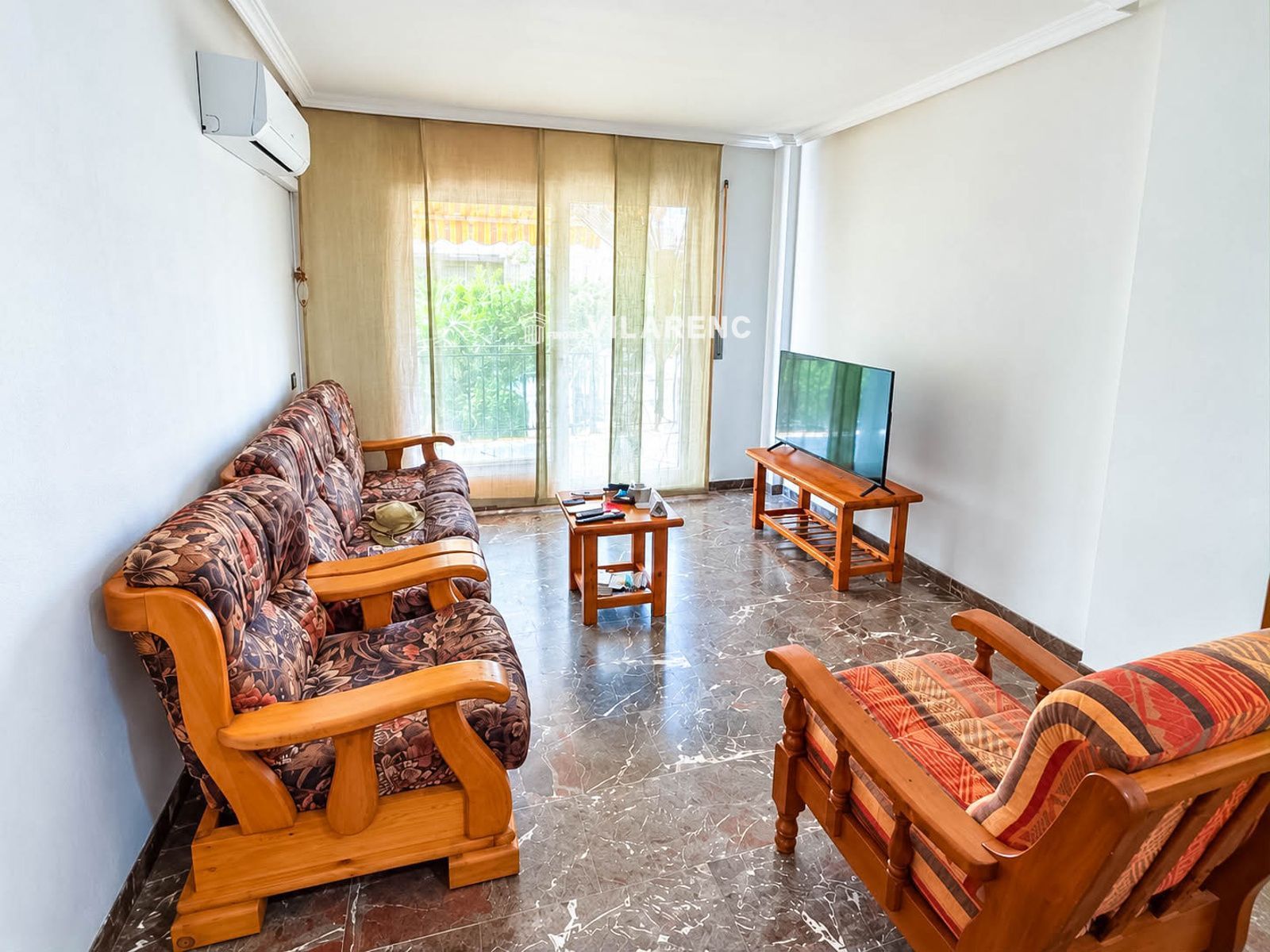 Salo´n - Calafell: piso de 3 habitaciones, piscina y garaje