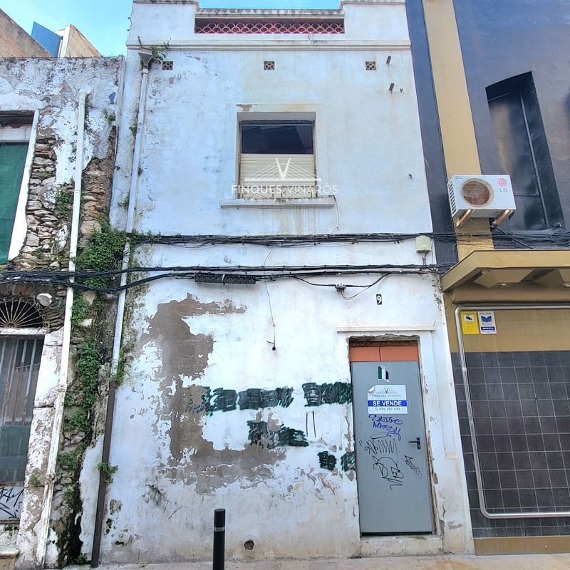 Casa en venta Vinaròs, Castellón. Ref: 1005. Finques Vinaròs