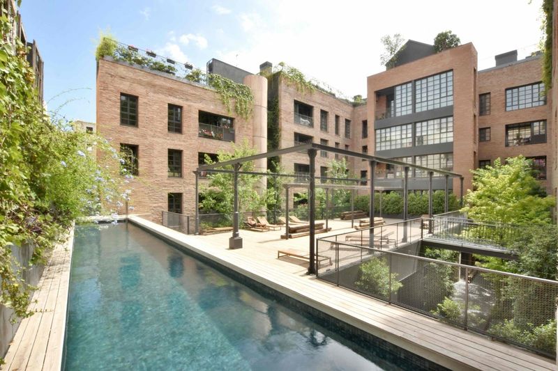 Dúplex en venta Barcelona. Ref: 1002. Flourish Barcelona 