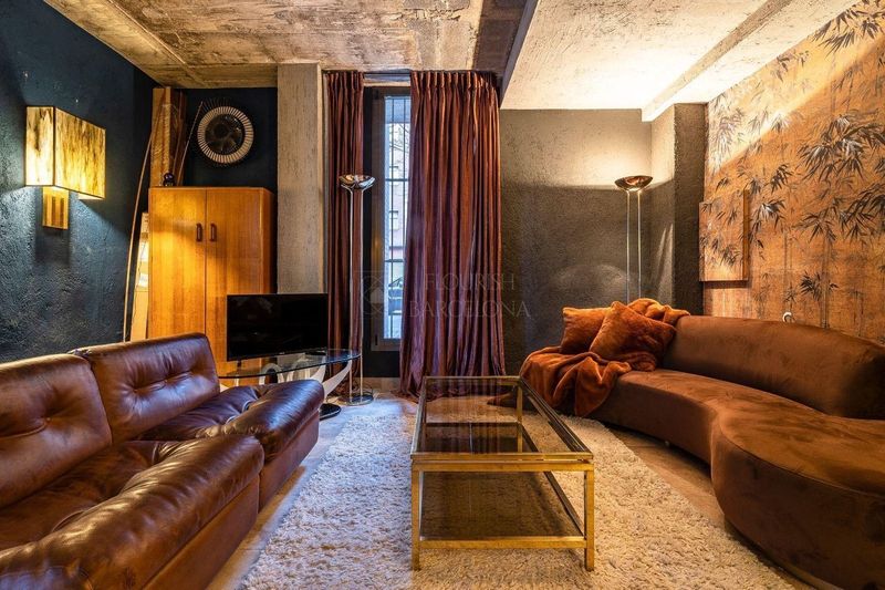 Dúplex en venta Barcelona. Ref: 1023. Flourish Barcelona 