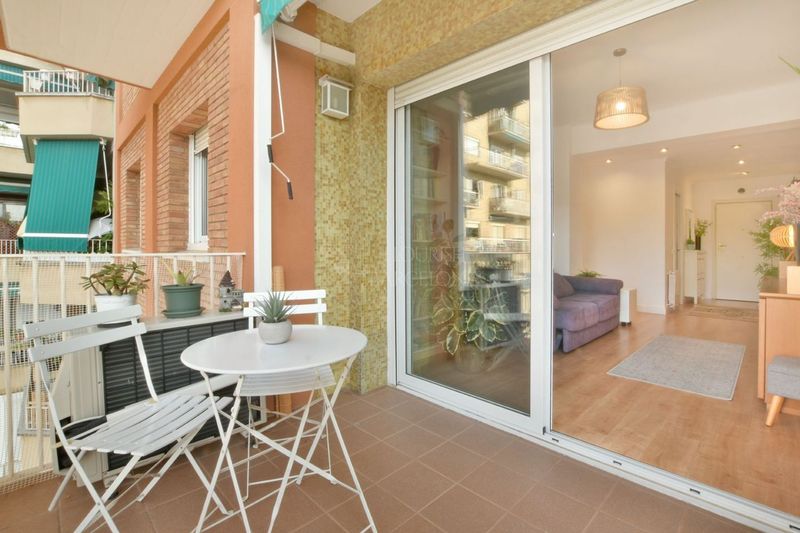 Piso en alquiler Barcelona. Ref: 1030. Flourish Barcelona 