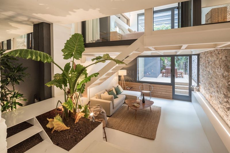 Dúplex en alquiler Barcelona. Ref: 1031. Flourish Barcelona 