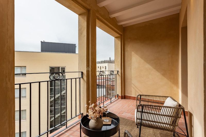 Piso en venta Barcelona. Ref: 1040. Flourish Barcelona 
