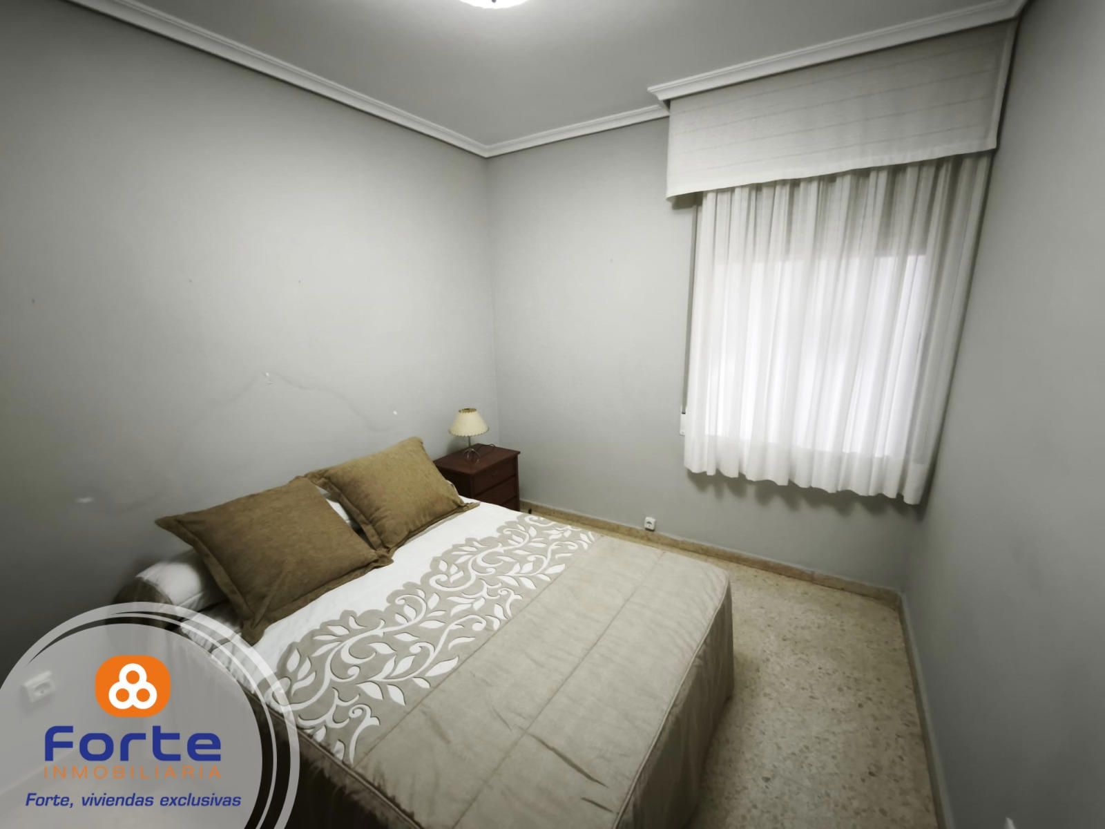 SEÑORIAL PISO DE 4 HABITACIONES, DOS ASCENSORES EN CIUDAD JARDIN - Foto 9