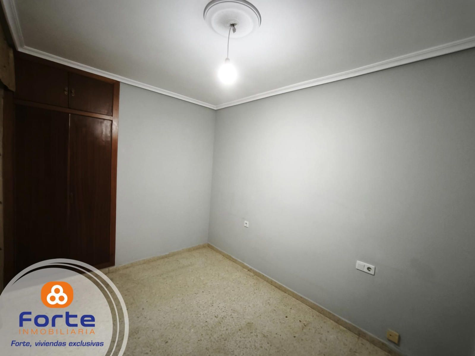 SEÑORIAL PISO DE 4 HABITACIONES, DOS ASCENSORES EN CIUDAD JARDIN - Foto 15