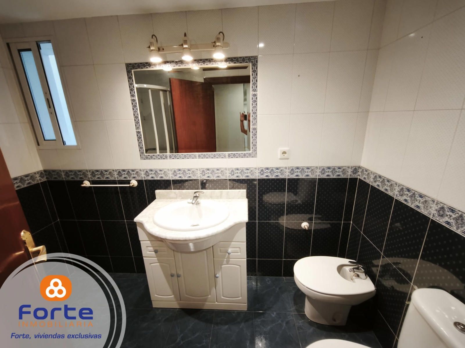 SEÑORIAL PISO DE 4 HABITACIONES, DOS ASCENSORES EN CIUDAD JARDIN - Foto 18