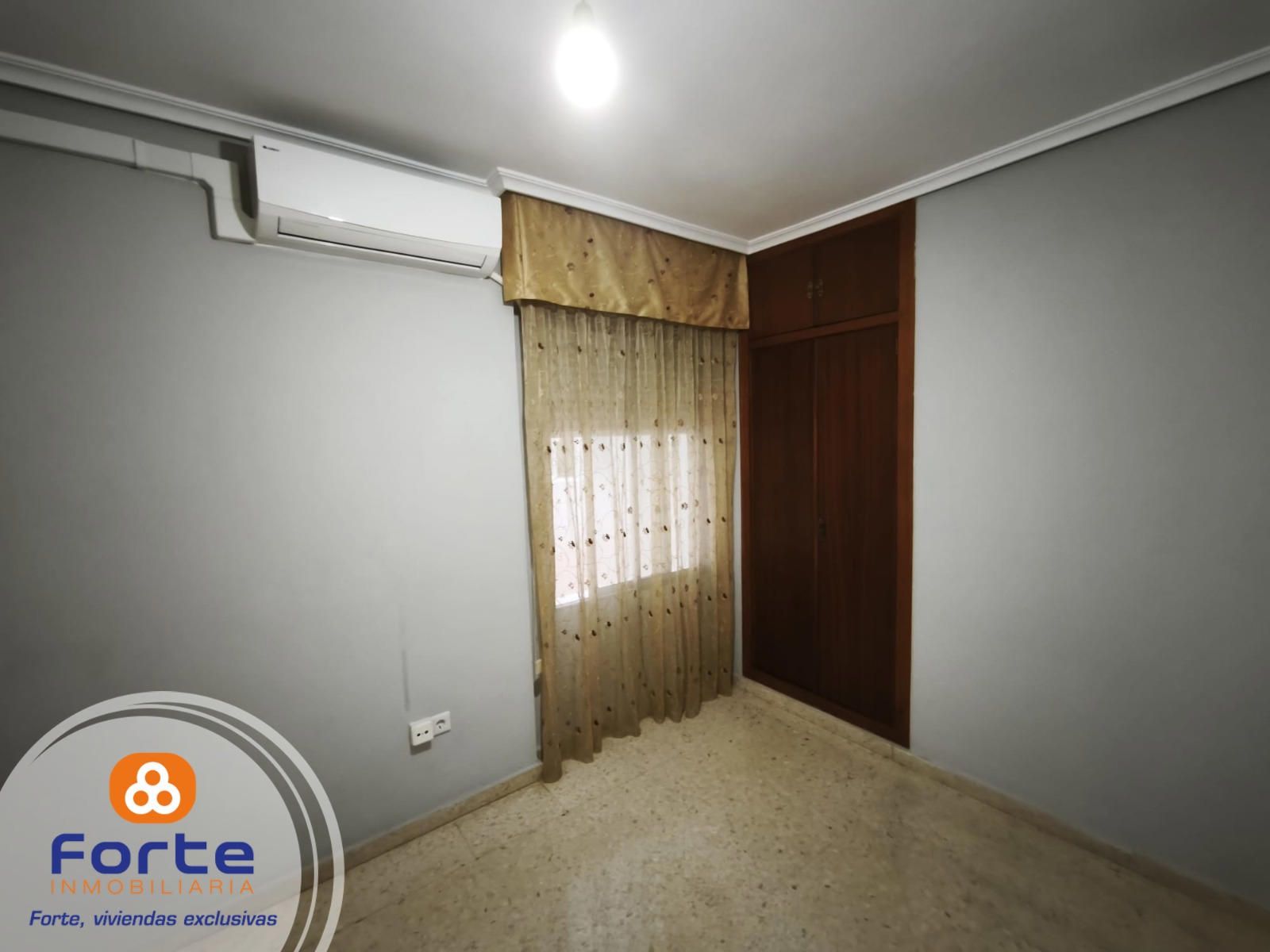 SEÑORIAL PISO DE 4 HABITACIONES, DOS ASCENSORES EN CIUDAD JARDIN - Foto 14