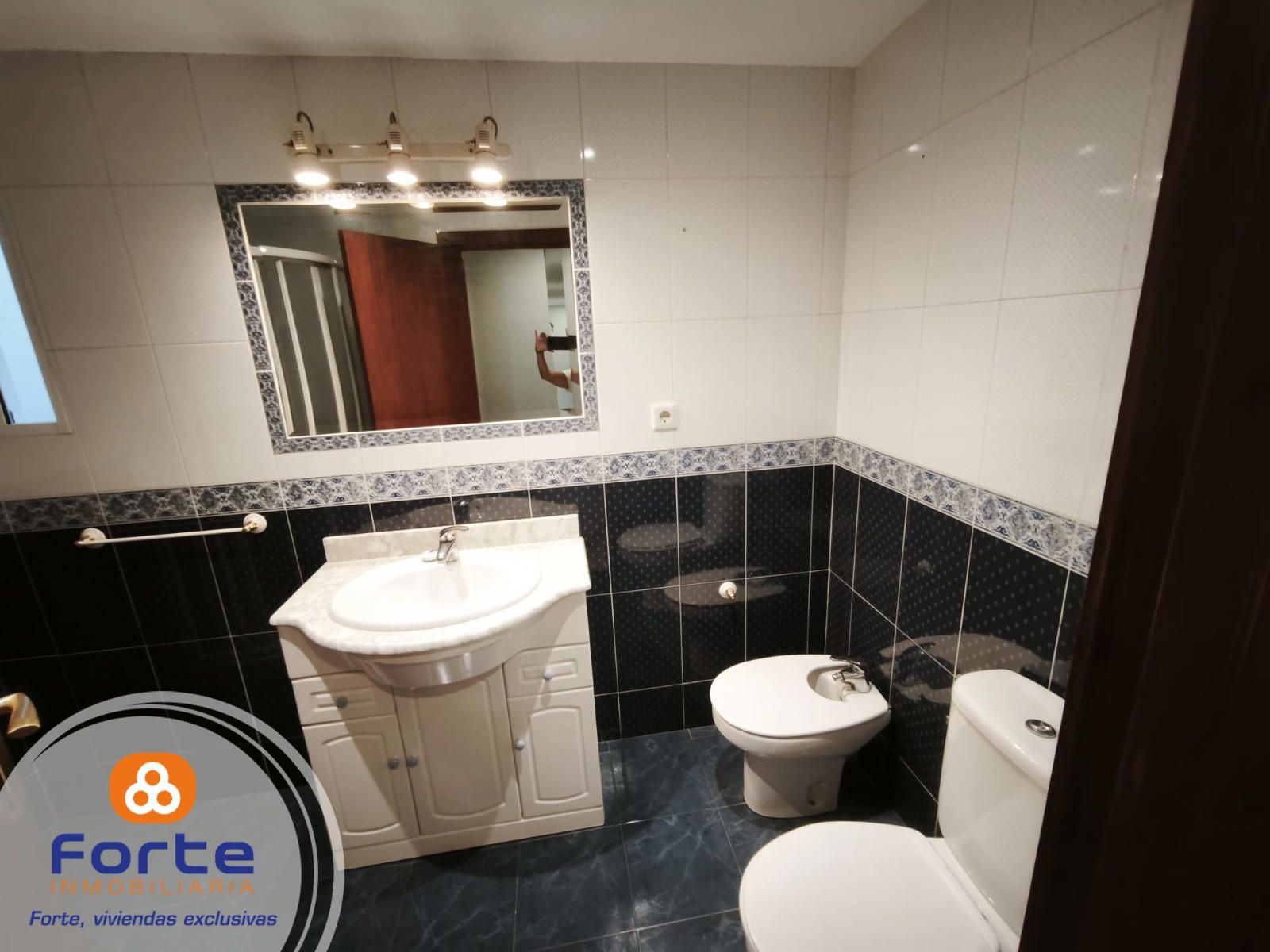 SEÑORIAL PISO DE 4 HABITACIONES, DOS ASCENSORES EN CIUDAD JARDIN - Foto 19