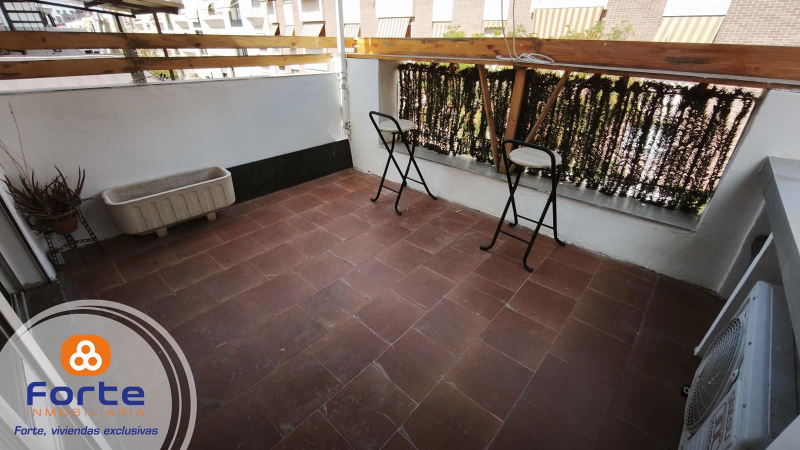 CASA ADOSADA PROXIMA A OLLERIAS, CON APARTAMENTO DE USO VACACIONAL INDEPENDIENTE EN PLANTA BAJA - Foto 23