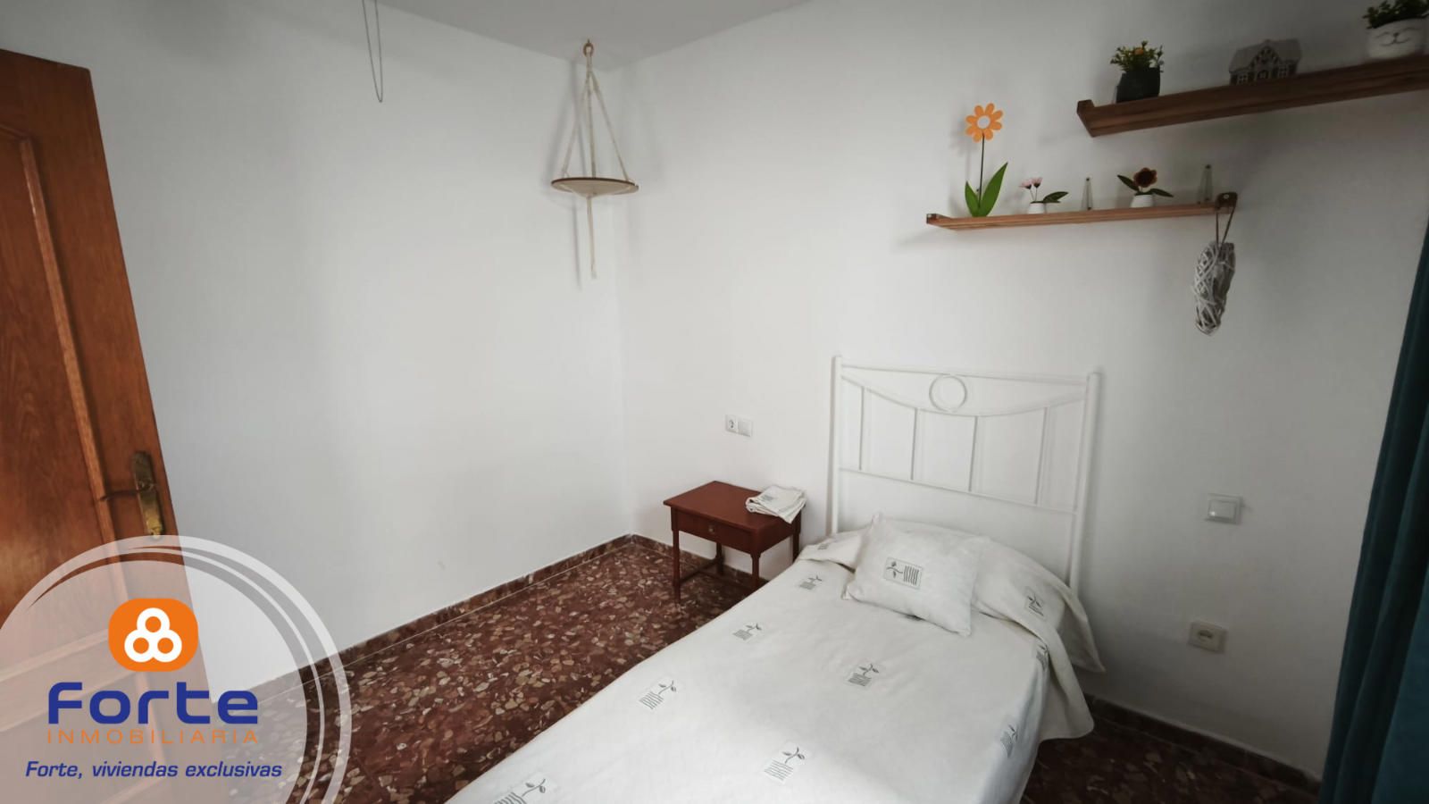 CASA ADOSADA PROXIMA A OLLERIAS, CON APARTAMENTO DE USO VACACIONAL INDEPENDIENTE EN PLANTA BAJA - Foto 9