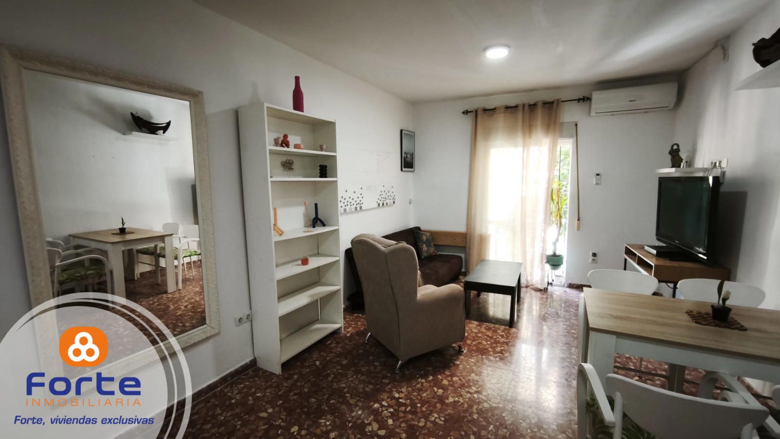 CASA ADOSADA PROXIMA A OLLERIAS, CON APARTAMENTO DE USO VACACIONAL INDEPENDIENTE EN PLANTA BAJA - Foto 3