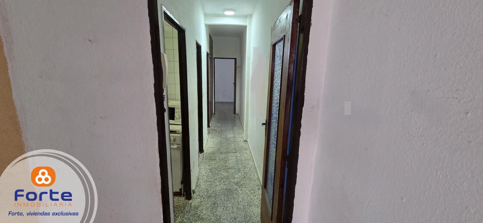 VIVIENDA CON INMEJORABLE SITUACIÓN!!! PRECIO EXCEPCIONAL!!! AL LADO DE RECTORADO - Foto 9