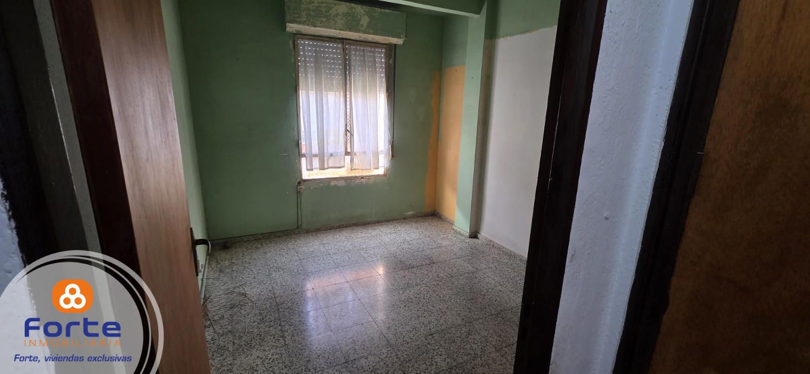 VIVIENDA CON INMEJORABLE SITUACIÓN!!! PRECIO EXCEPCIONAL!!! AL LADO DE RECTORADO - Foto 11