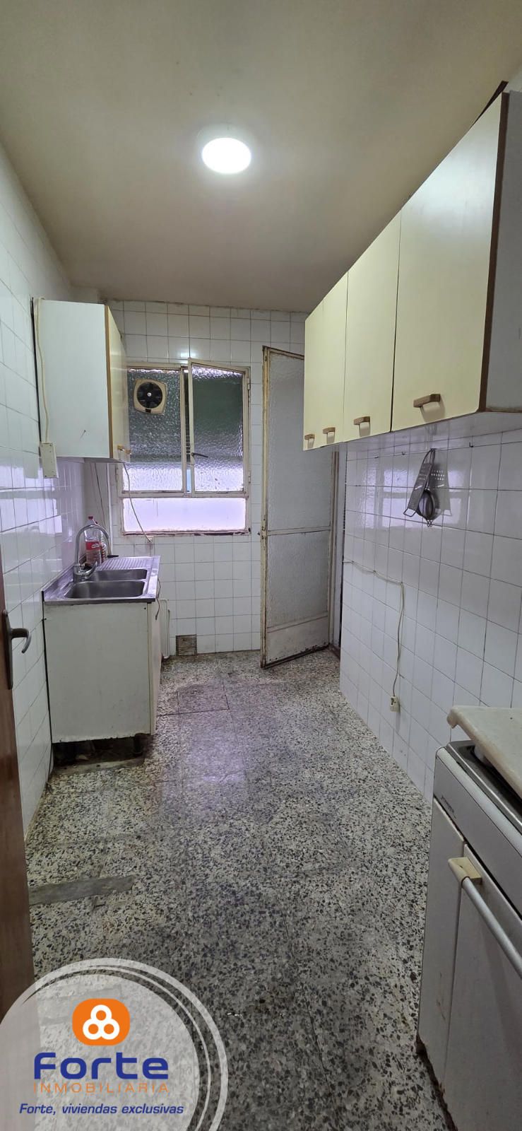VIVIENDA CON INMEJORABLE SITUACIÓN!!! PRECIO EXCEPCIONAL!!! AL LADO DE RECTORADO - Foto 12
